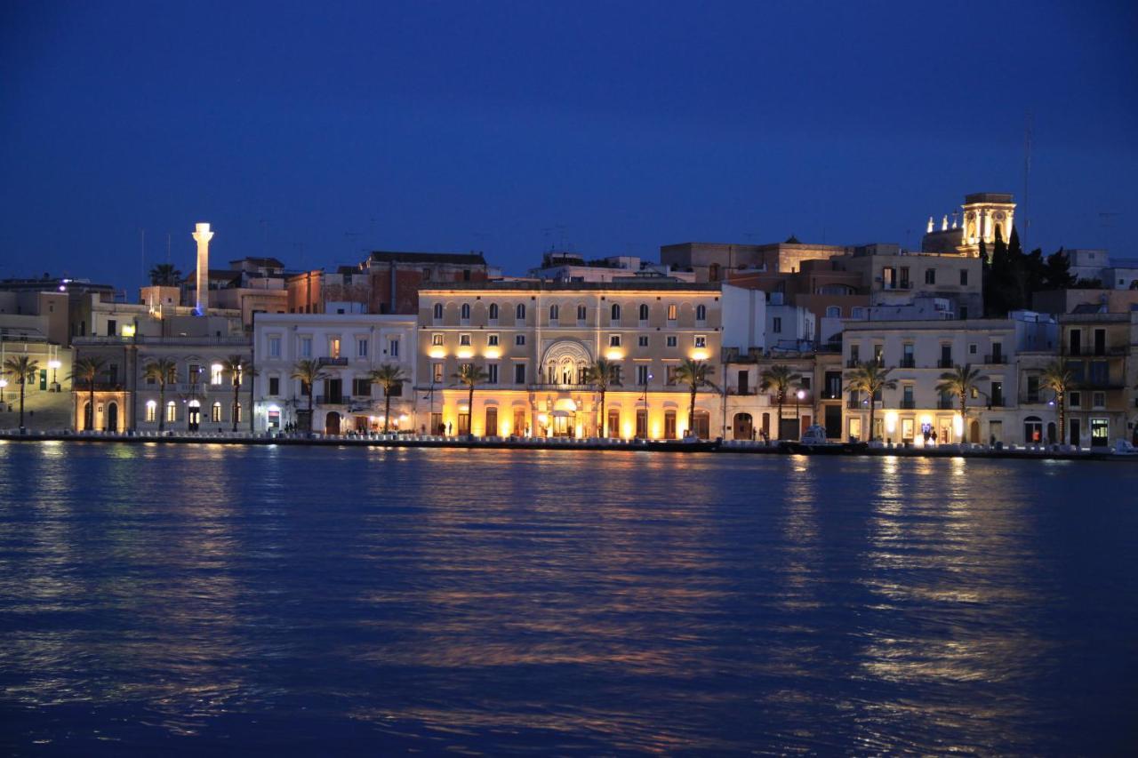 Palazzo Pinto B&B Bríndisi Exterior foto